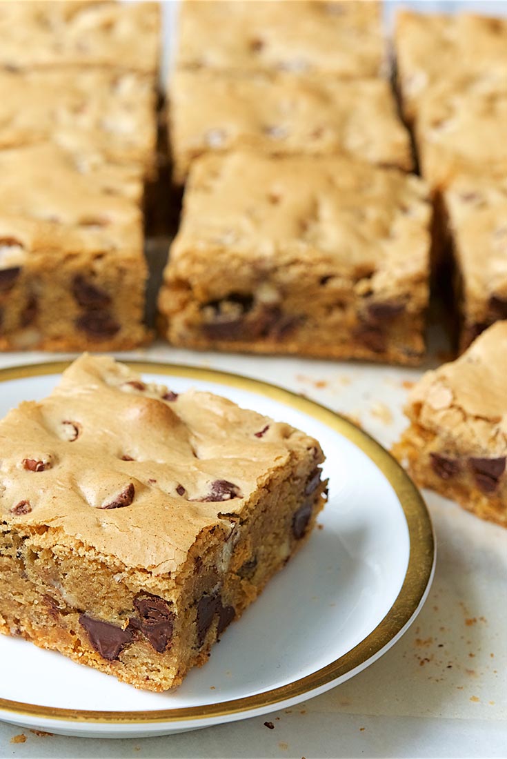 Chewy Chocolate Chip Cookie Bars Recipe | King Arthur Flour