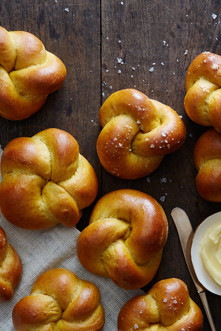 Golden Pumpkin Dinner Rolls Recipe King Arthur Flour