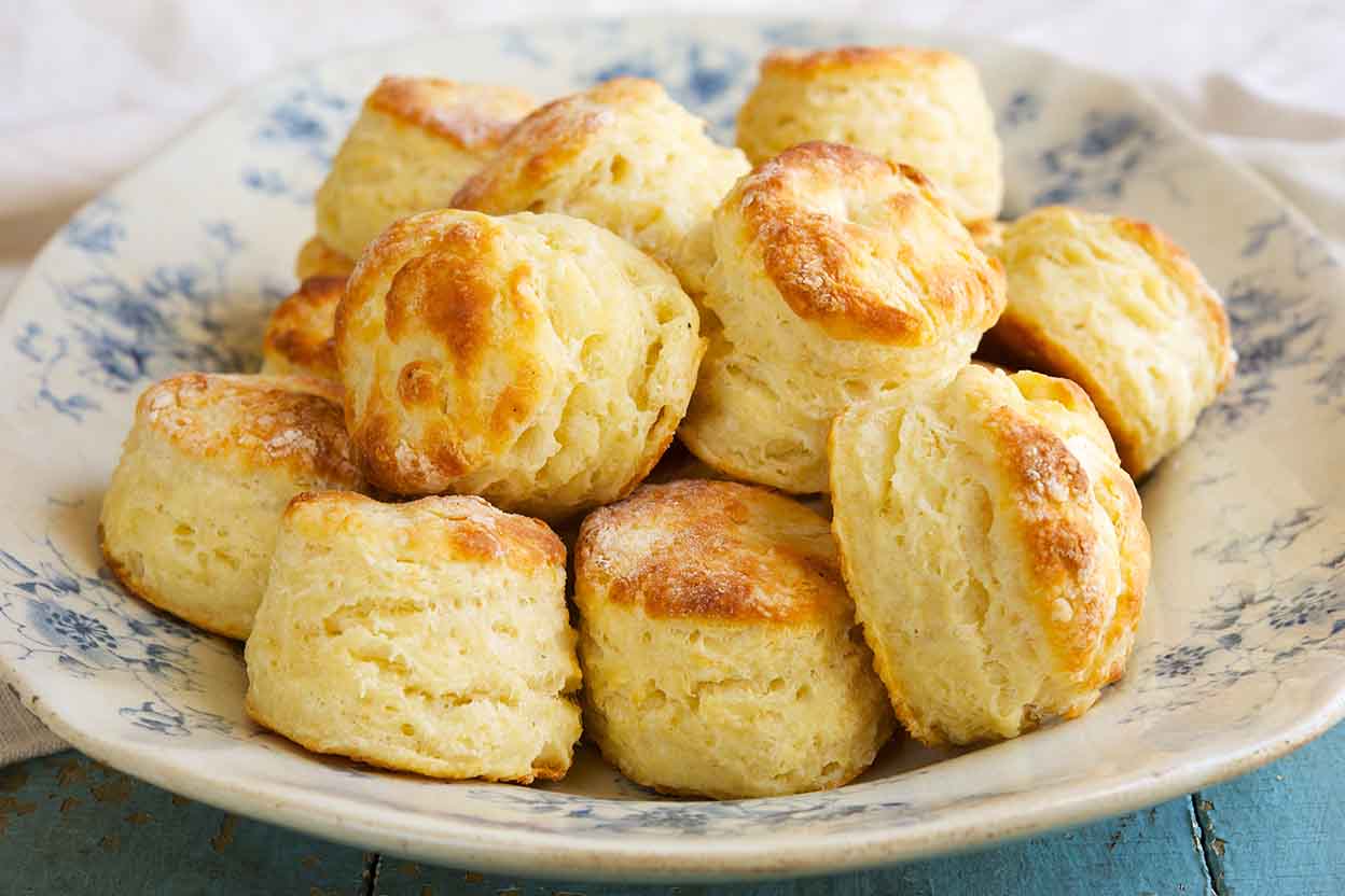 How can you determine how many calories are in biscuits made from scratch?