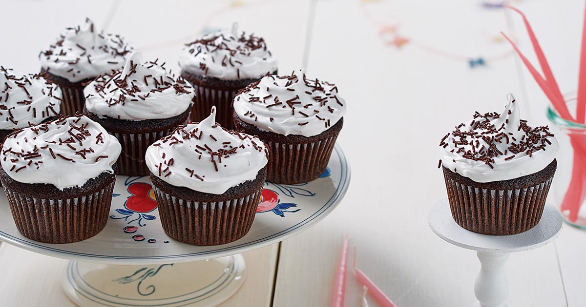 Favorite Fudge Birthday Cupcakes with 7Minute Icing Recipe King