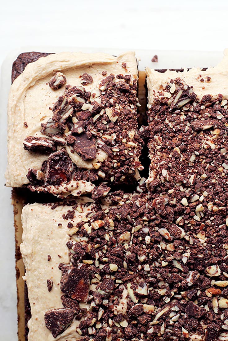 Chocolate Caramel Almond Crunch Brownies Recipe