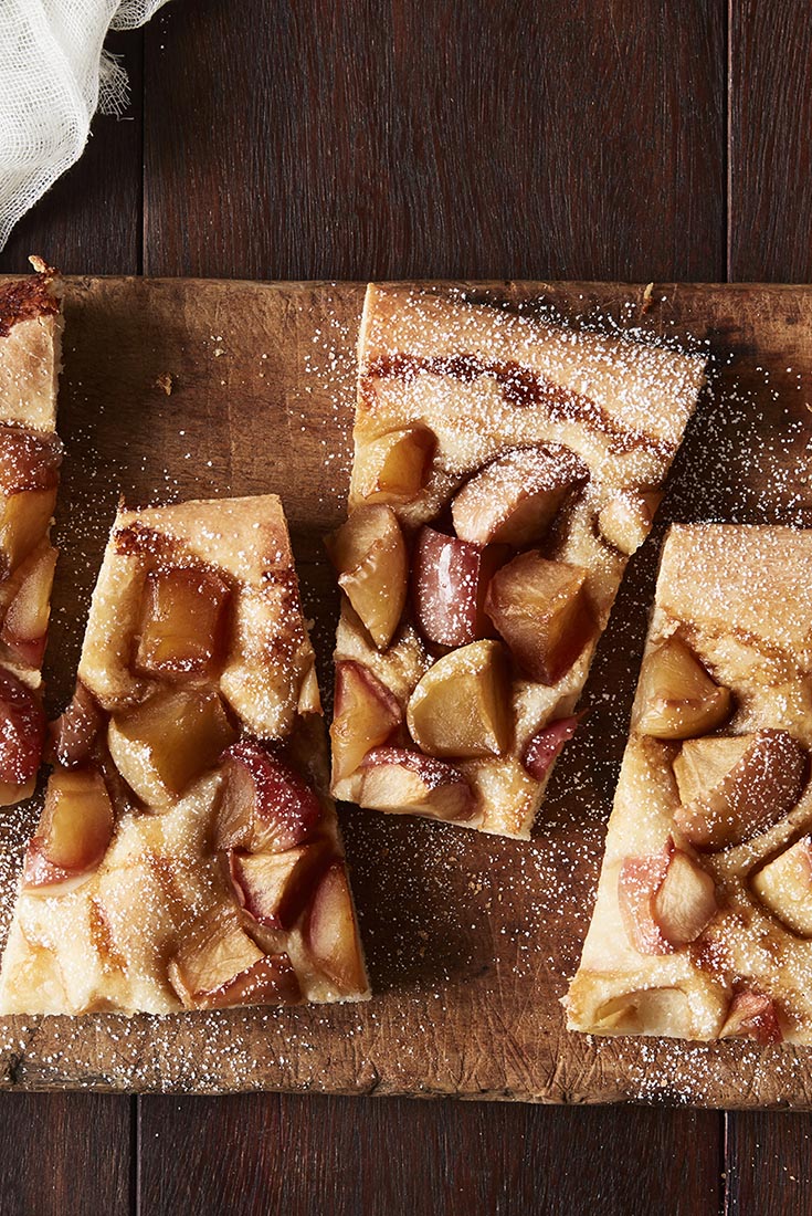 Cinnamon-Apple Flatbread Recipe