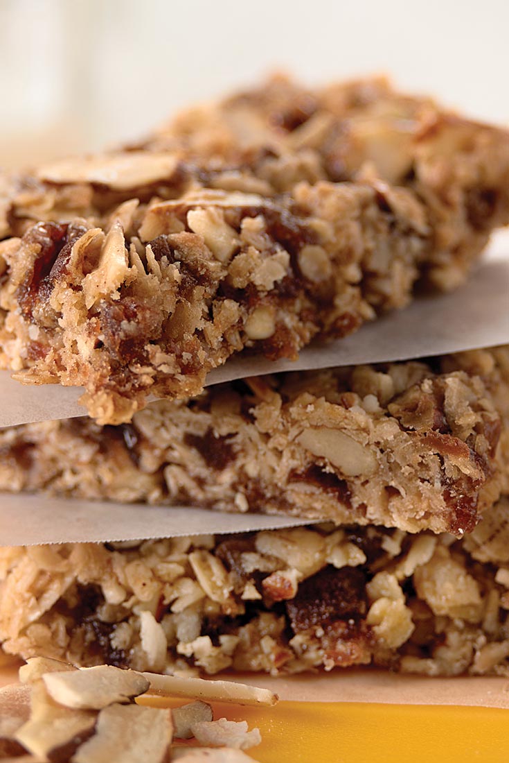 Granola Bars with Raspberry Jammy Bits Recipe