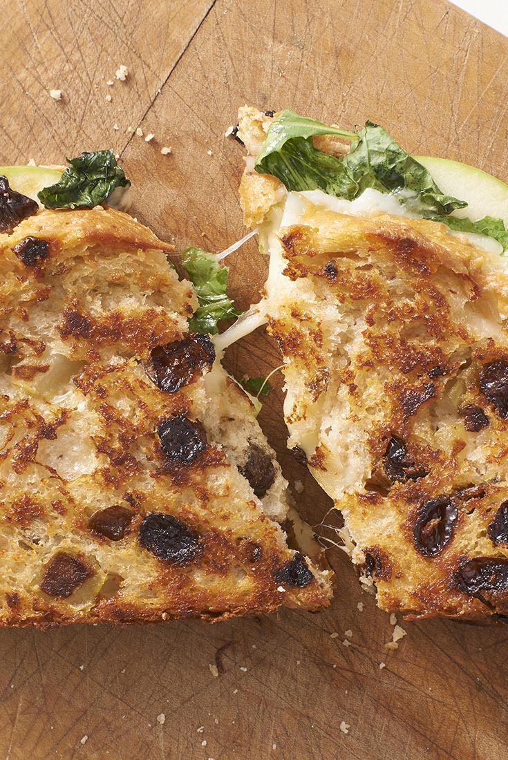 Grilled Cheese with Apple and Arugula Recipe