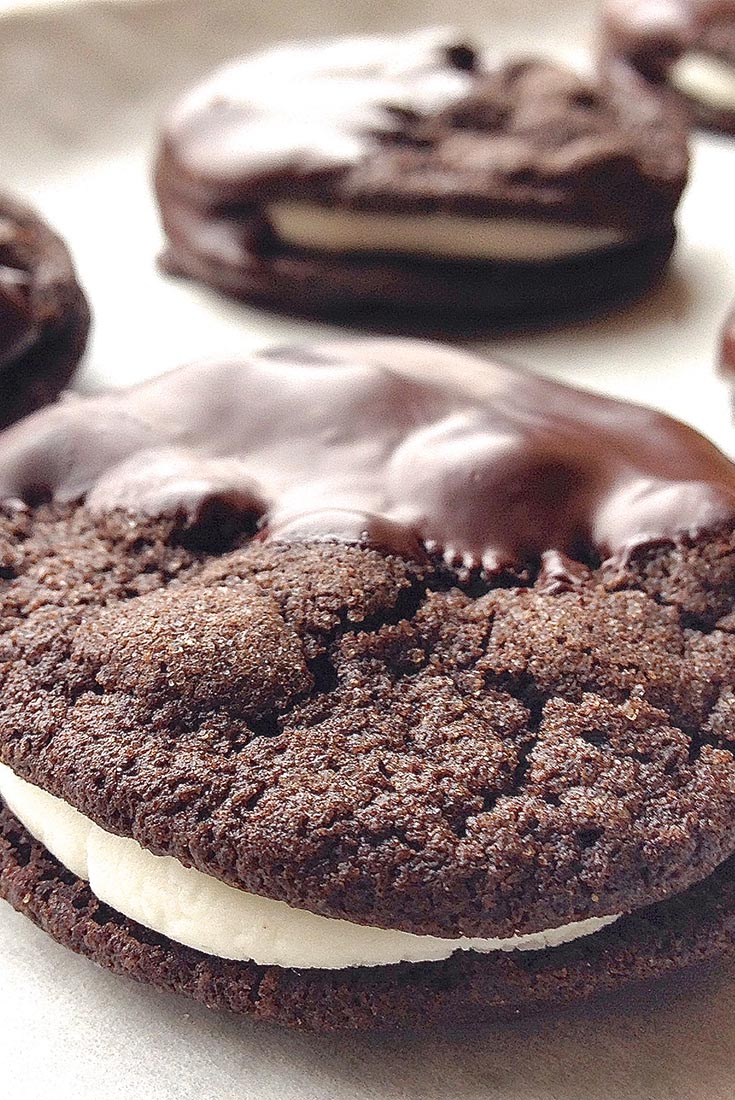 Dark Chocolate Peppermint Dips Recipe
