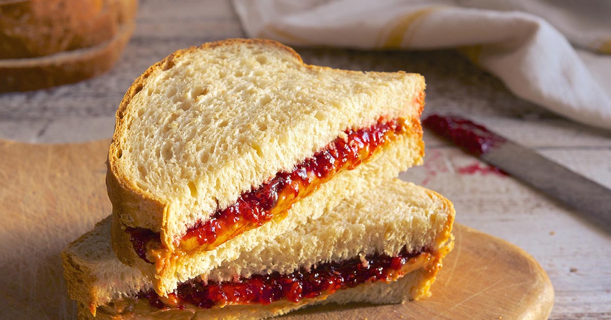 Oatmeal Sandwich Bread Recipe | King Arthur Flour